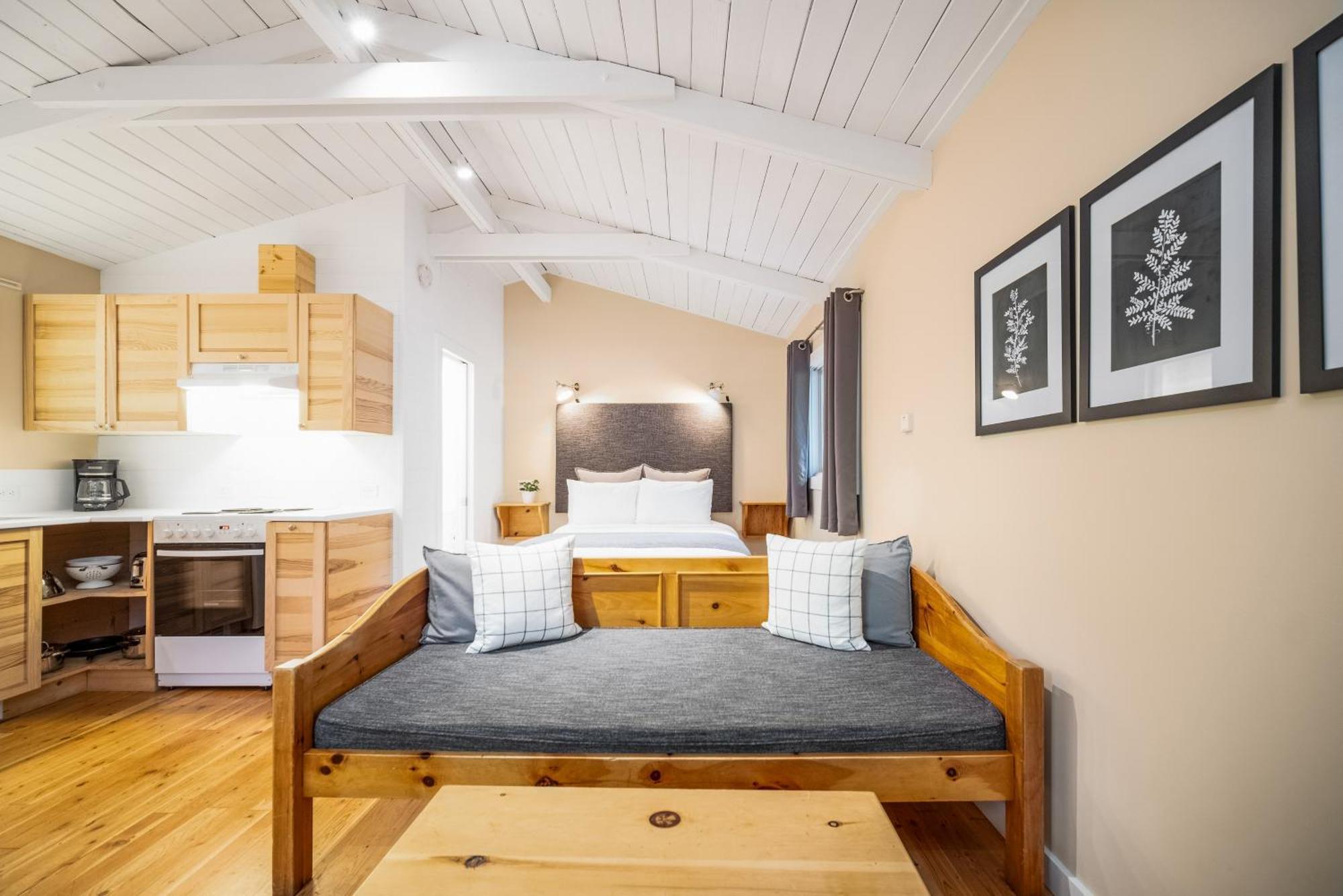Sunwolf Riverside Cabins Brackendale Værelse billede